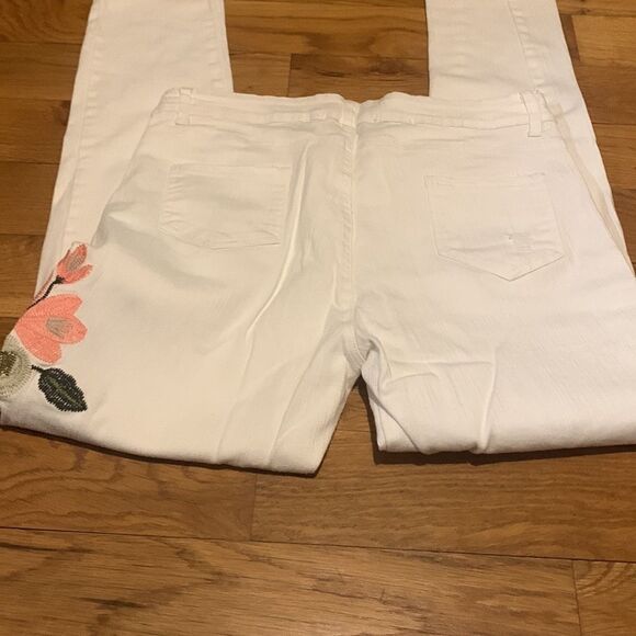 Davi & Dani white jeans size medium - Picture 6 of 6